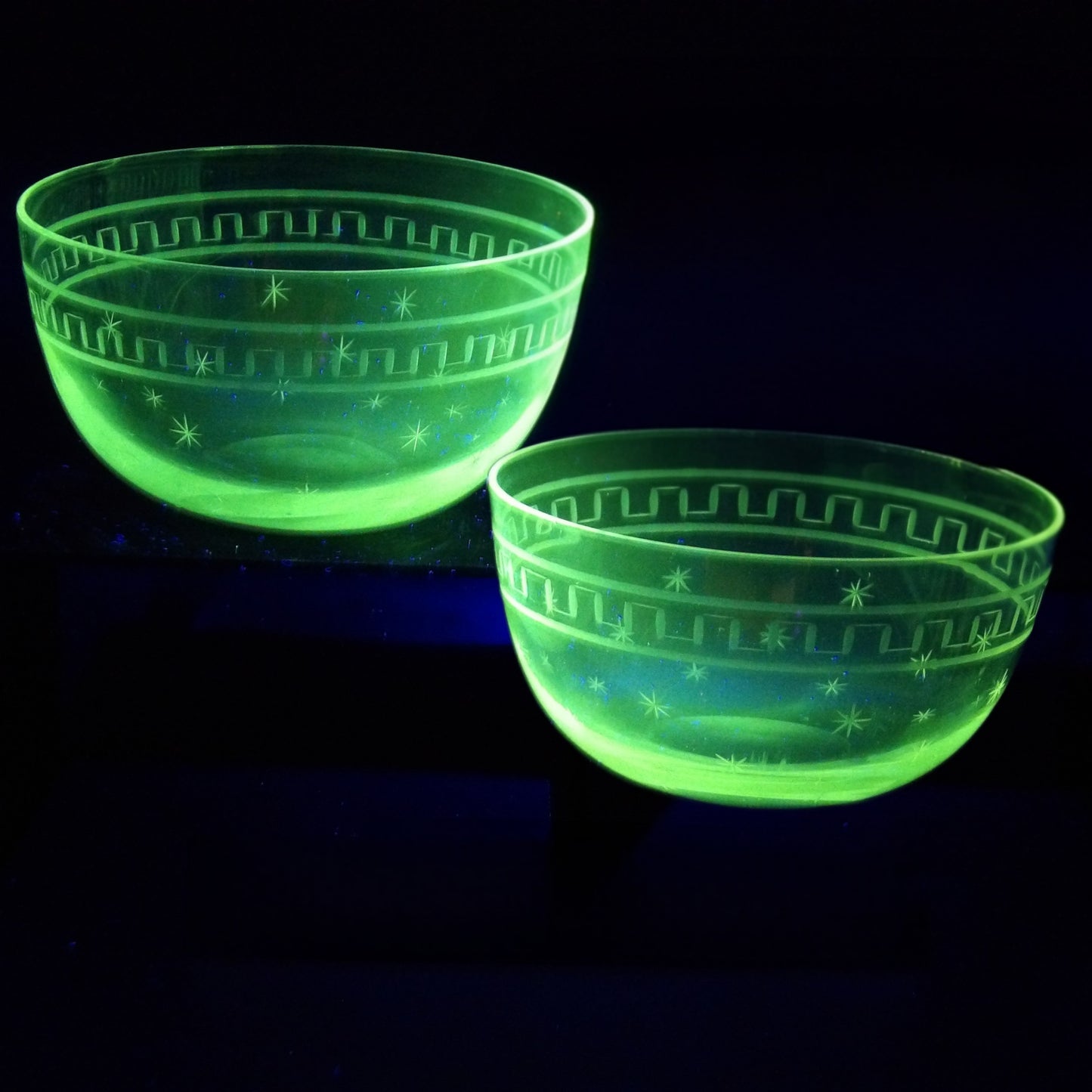 Tiffin Grecian Star Bowl - Set of 2