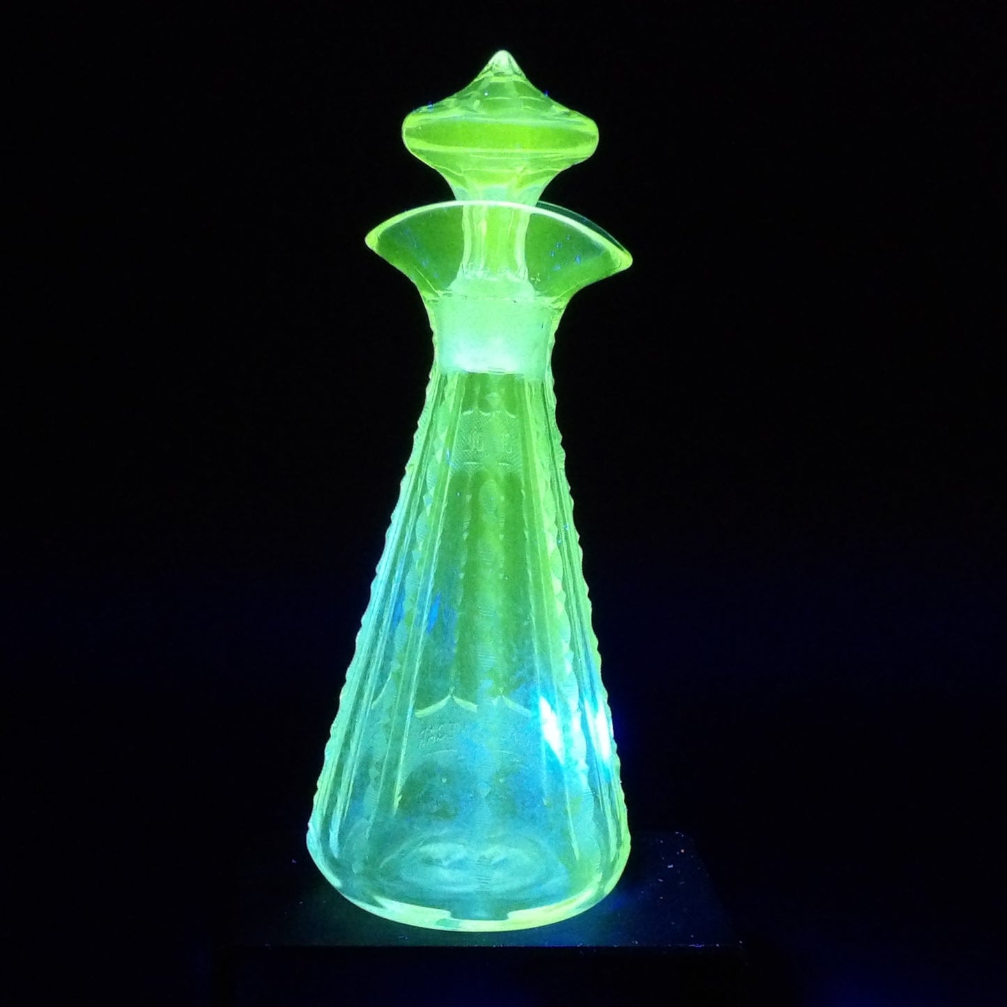 Heisey Vintage Flat Panel French Dressing Bottle with Cutting
